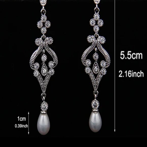 Beautiful Pair of Microwaved Stimulated Pearl White Gold Plated Dangled Earrings - Picture 3 of 4